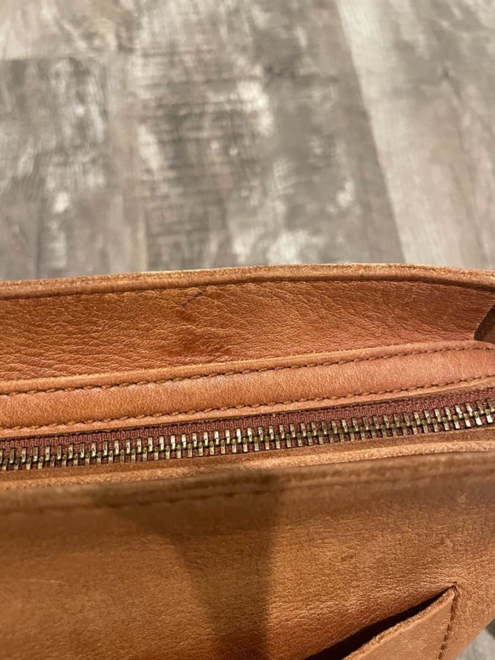 Madewell Transport Bucket Bag - Picture 6 of 14
